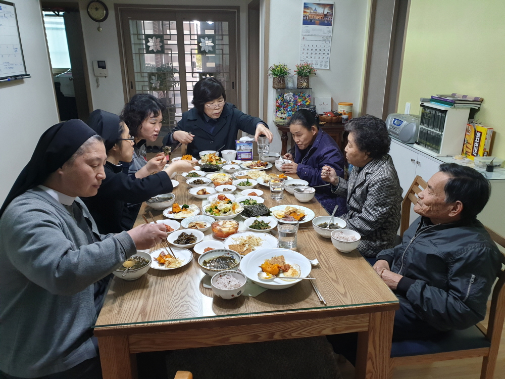 3월20일 식사초대(2).jpg